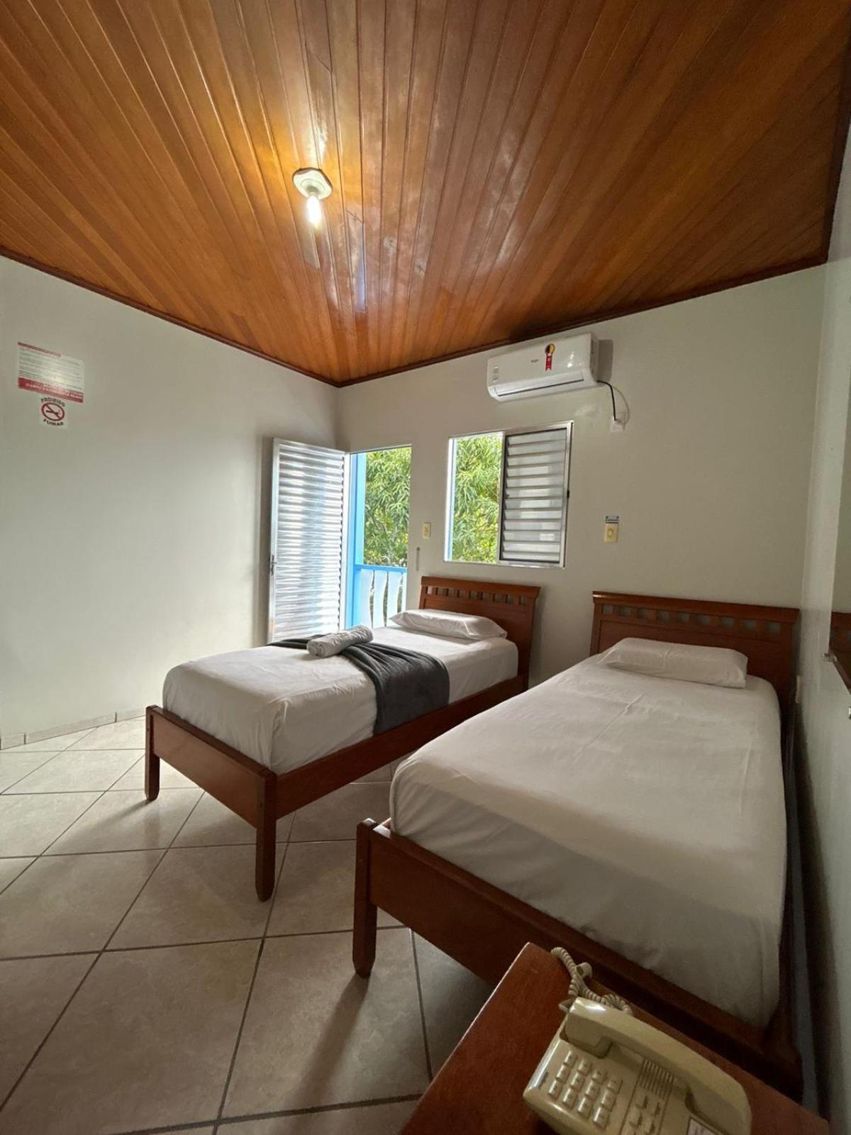 Swamy Hotel Cruzeiro do Sul  Rum bild